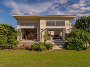 Golfers and Beach Lovers Dream - Matarangi Holiday House